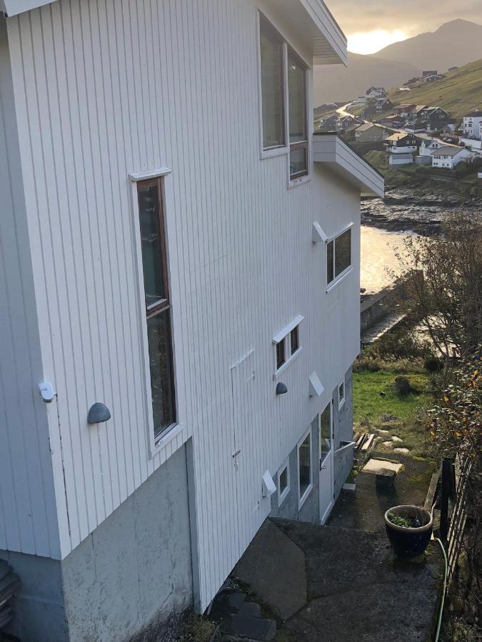 Cosy Apartment Kvivik Bagian luar foto